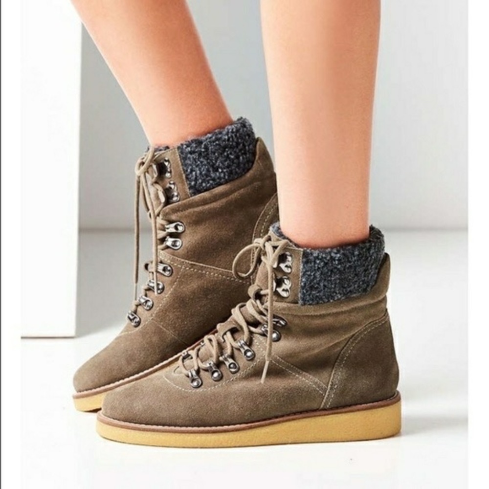 Hiking Boots - Urban Outfitters Gray Suede Gum Sole Winter